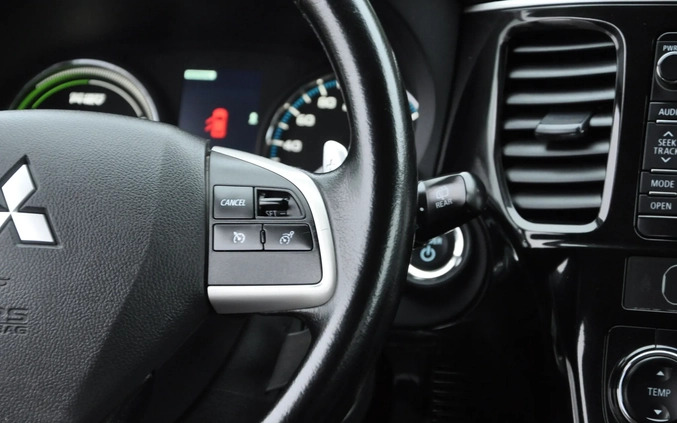 Mitsubishi Outlander cena 43900 przebieg: 381000, rok produkcji 2014 z Piotrków Kujawski małe 667